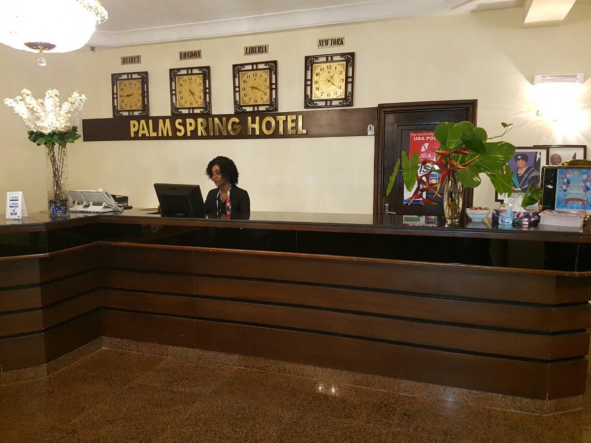 Palm Spring Resort 蒙罗维亚 外观 照片